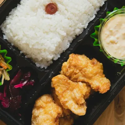 {{ cat?.category_name }}